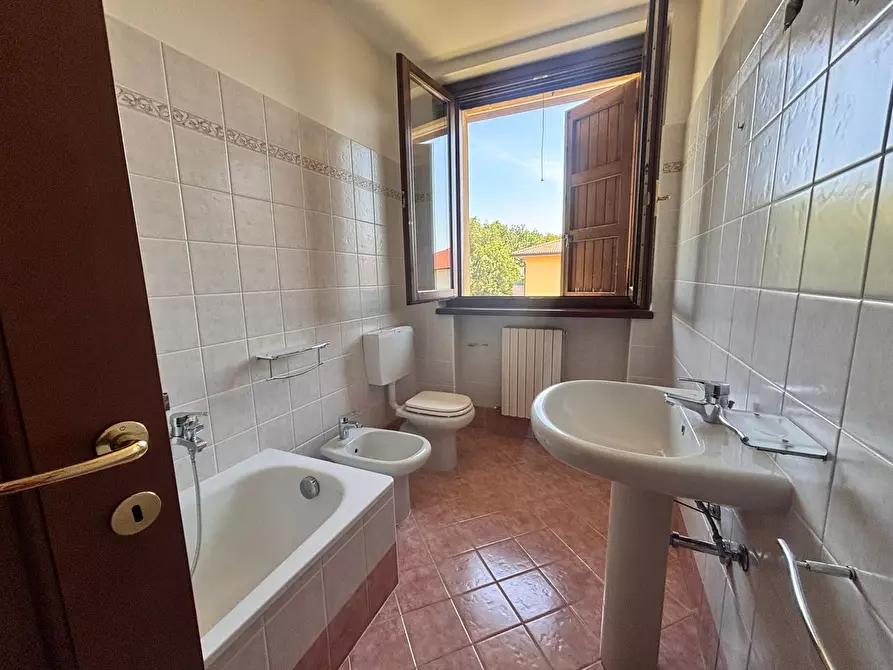 Immagine 34 di Quadrilocale in vendita  in Via Luigi Umberto Giordana 25 a Medesano