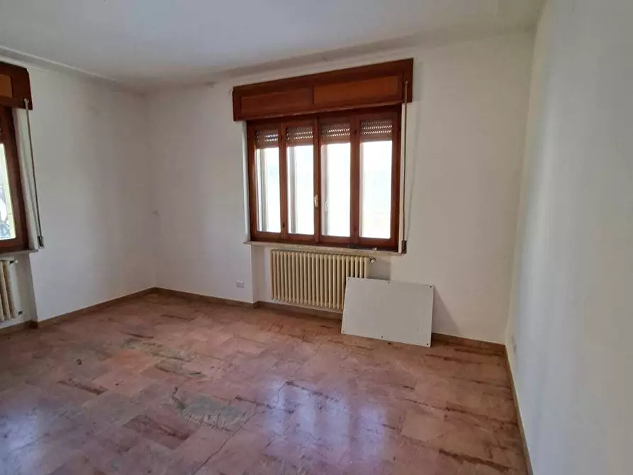 Immagine 4 di Appartamento in vendita  a Borgo Val Di Taro