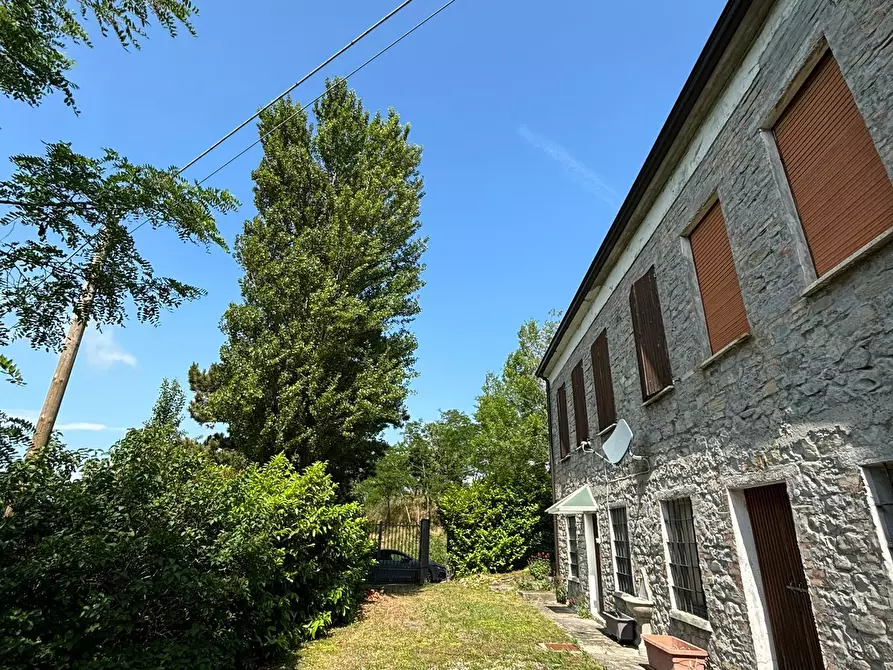 Immagine 5 di Casa indipendente in vendita  a Terenzo