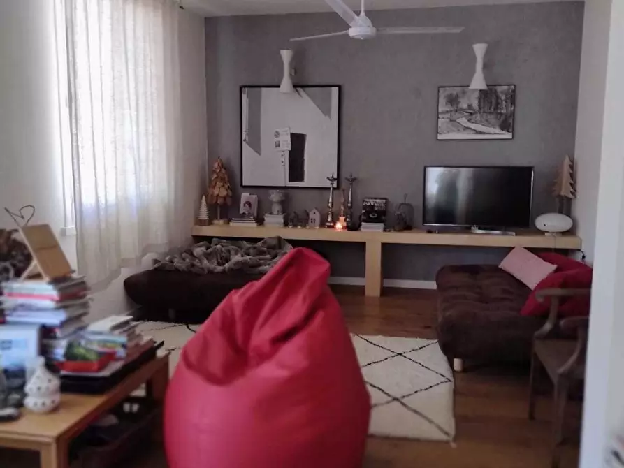 Immagine 4 di Quadrilocale in affitto  a Medesano