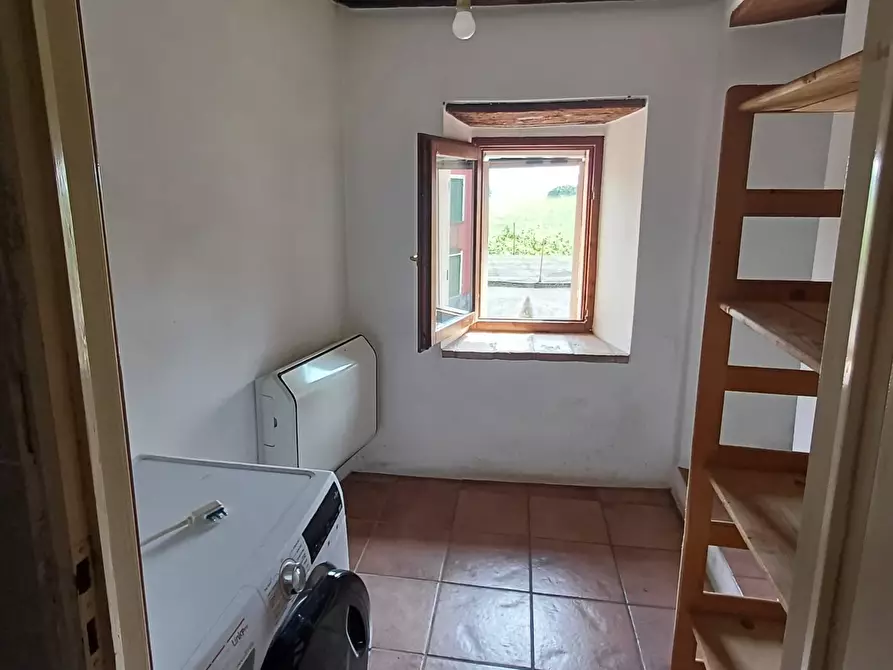 Immagine 25 di Porzione di casa in vendita  a Solignano