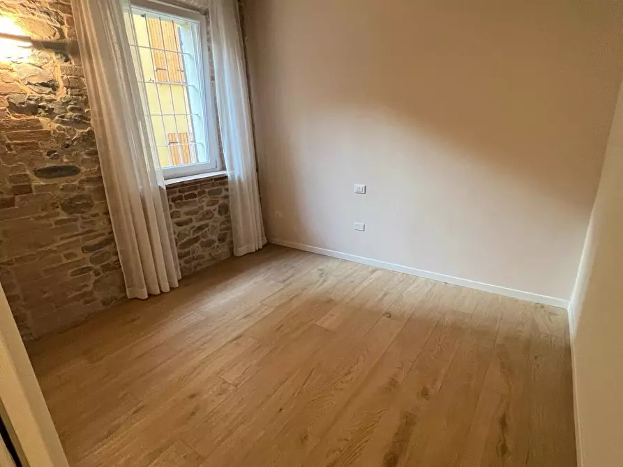 Immagine 8 di Bilocale in affitto  a Fornovo Di Taro