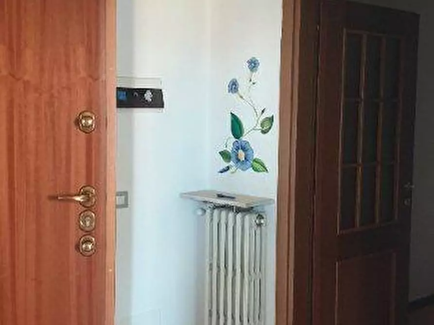 Immagine 5 di Trilocale in affitto  a Fornovo Di Taro