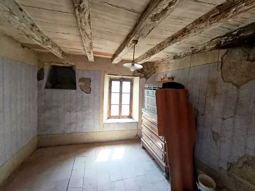Immagine 9 di Porzione di casa in vendita  a Pellegrino Parmense