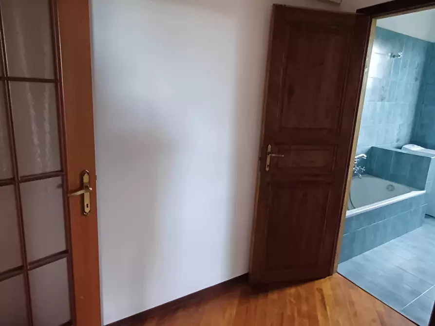 Immagine 33 di Trilocale in vendita  a Fornovo Di Taro