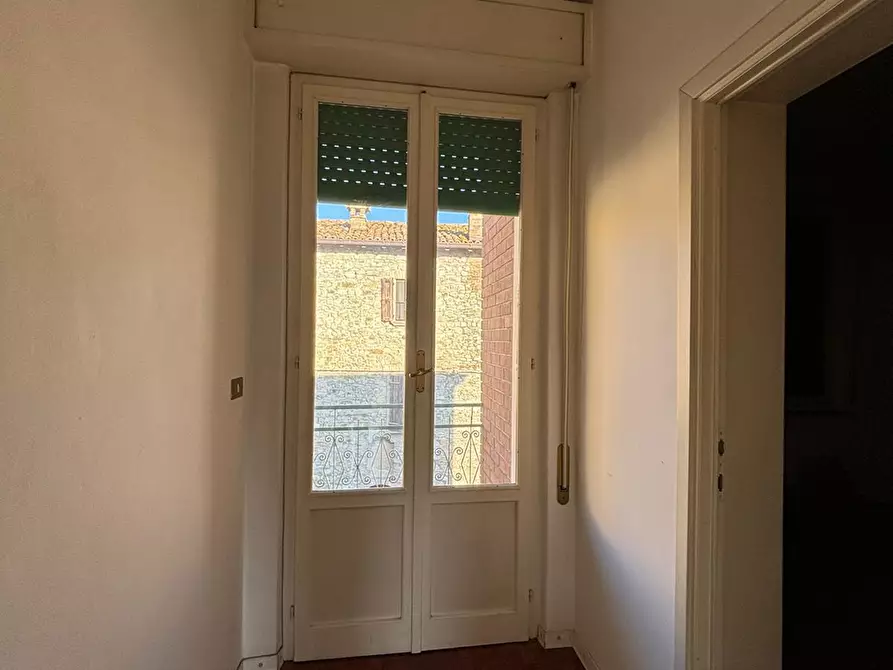 Immagine 43 di Casa trifamiliare in vendita  a Varano De' Melegari