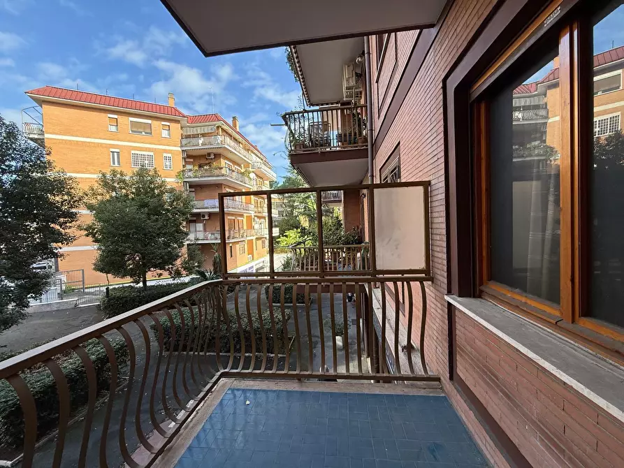 Immagine 1 di Quadrilocale in vendita  in Via Montaione 46 a Roma