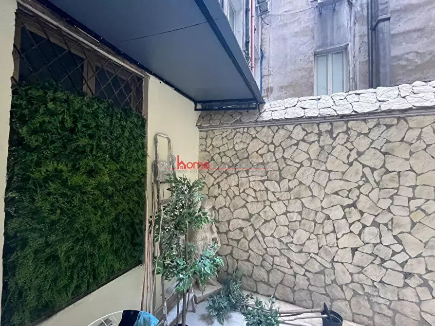 Immagine 5 di Quadrilocale in vendita  in Via Principe Amedeo a Roma