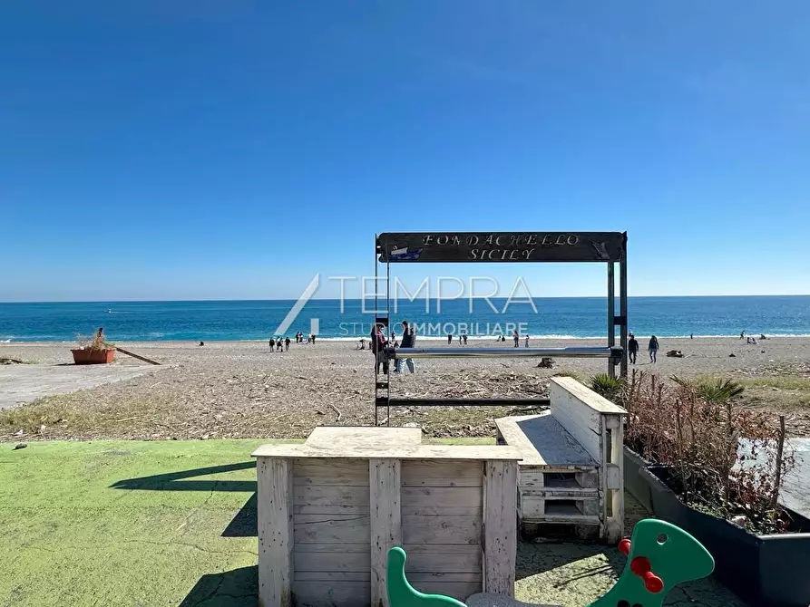 Immagine 22 di Appartamento in vendita  a Mascali