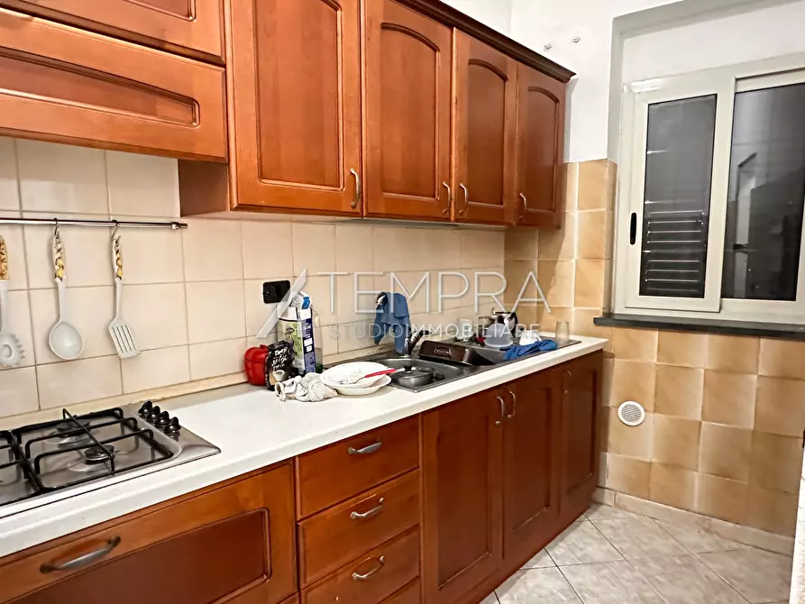 Immagine 10 di Casa indipendente in vendita  a Adrano