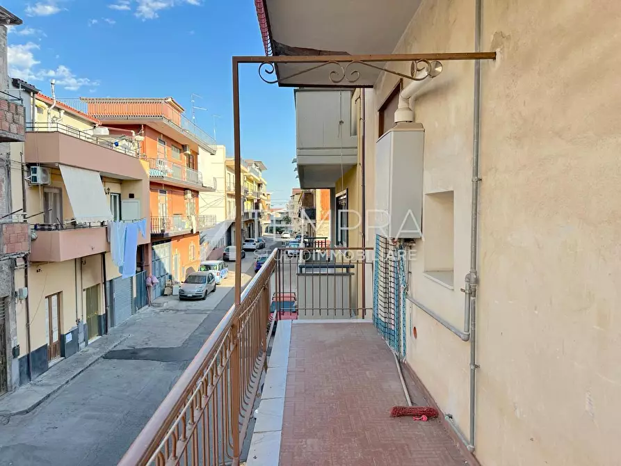 Immagine 16 di Appartamento in vendita  in Via della Costituzione 32 a Adrano
