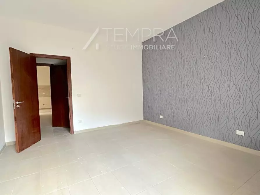 Immagine 14 di Appartamento in vendita  in Via Ninfa Talia a Adrano