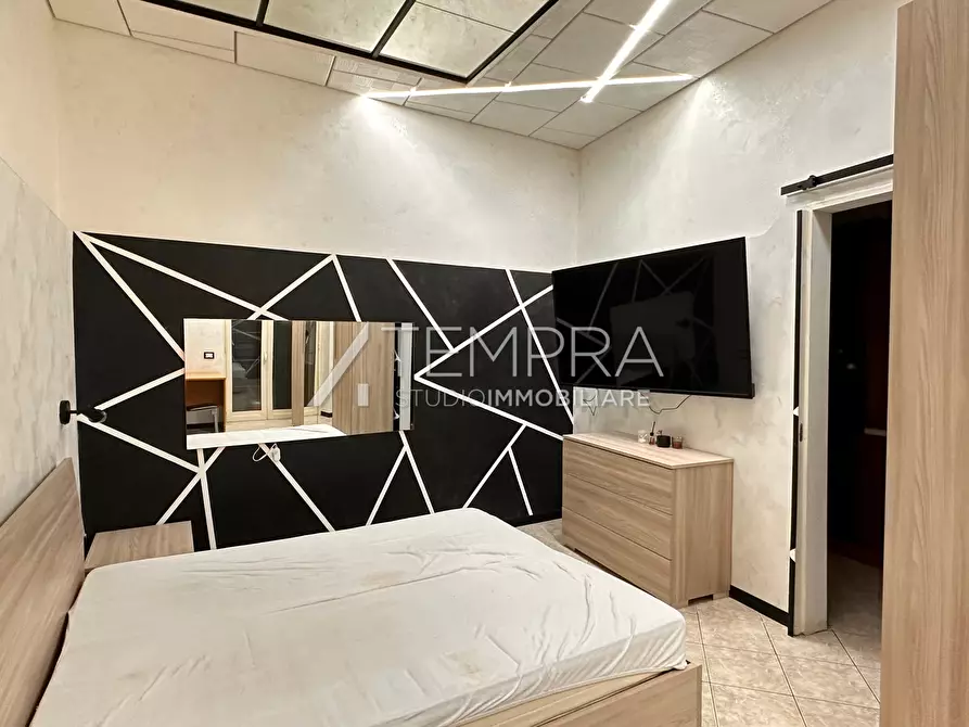 Immagine 8 di Casa indipendente in vendita  a Adrano