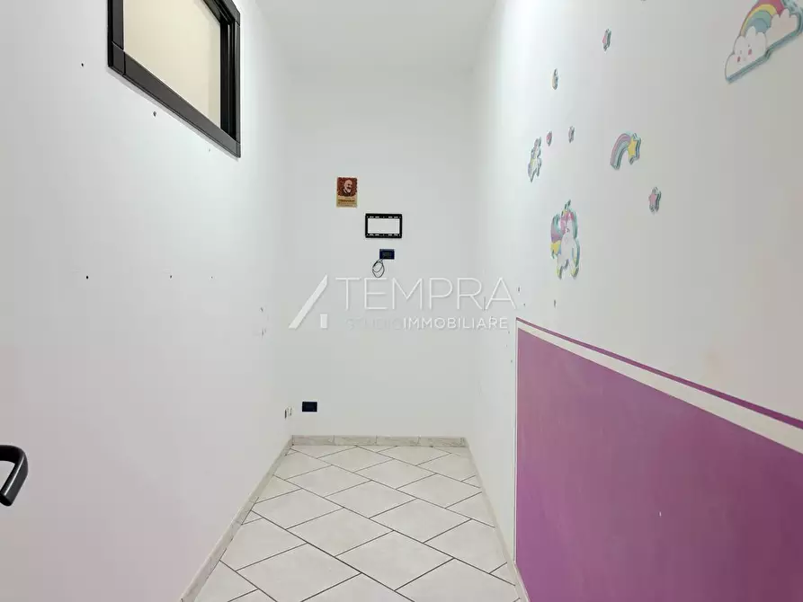 Immagine 14 di Appartamento in vendita  in VIA PAOLO VI a Adrano