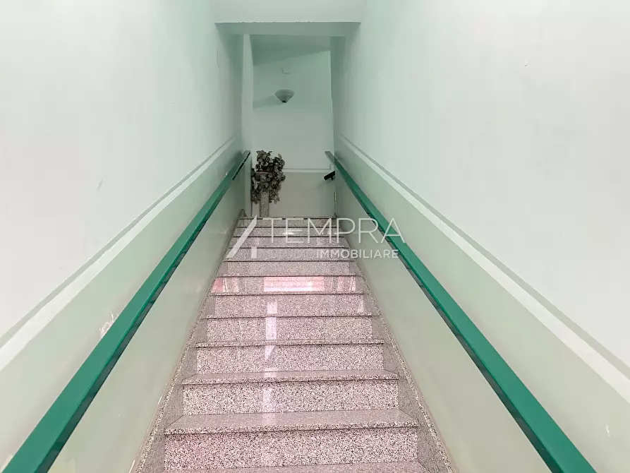 Immagine 2 di Appartamento in vendita  a Adrano