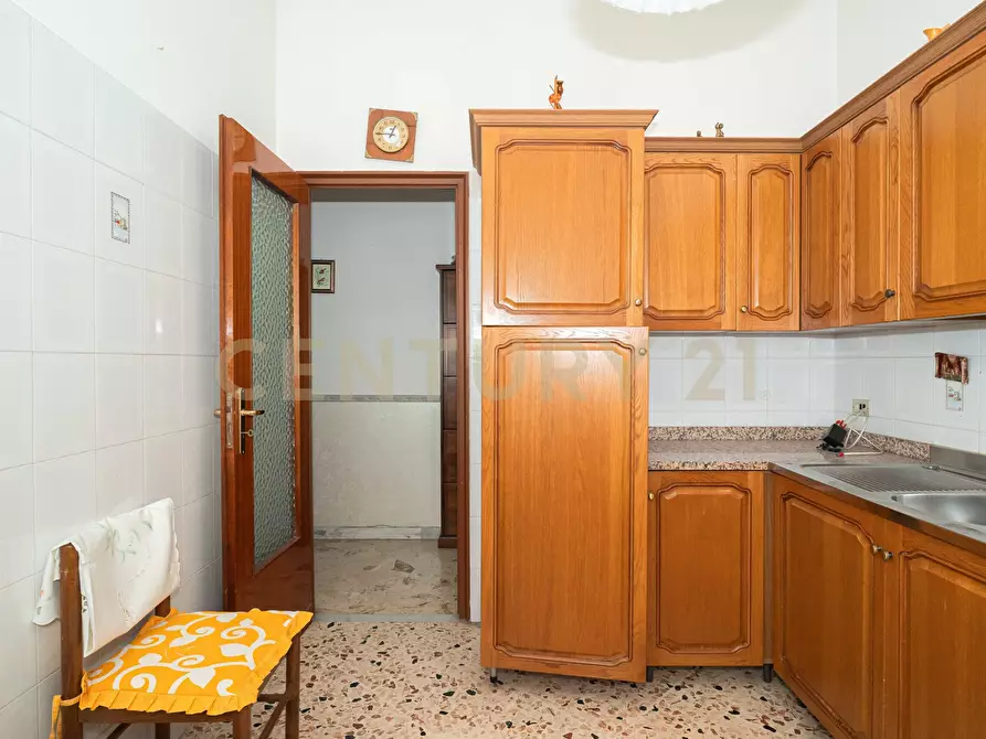 Immagine 22 di Pentalocale in vendita  in Via Catania 42 a Enna