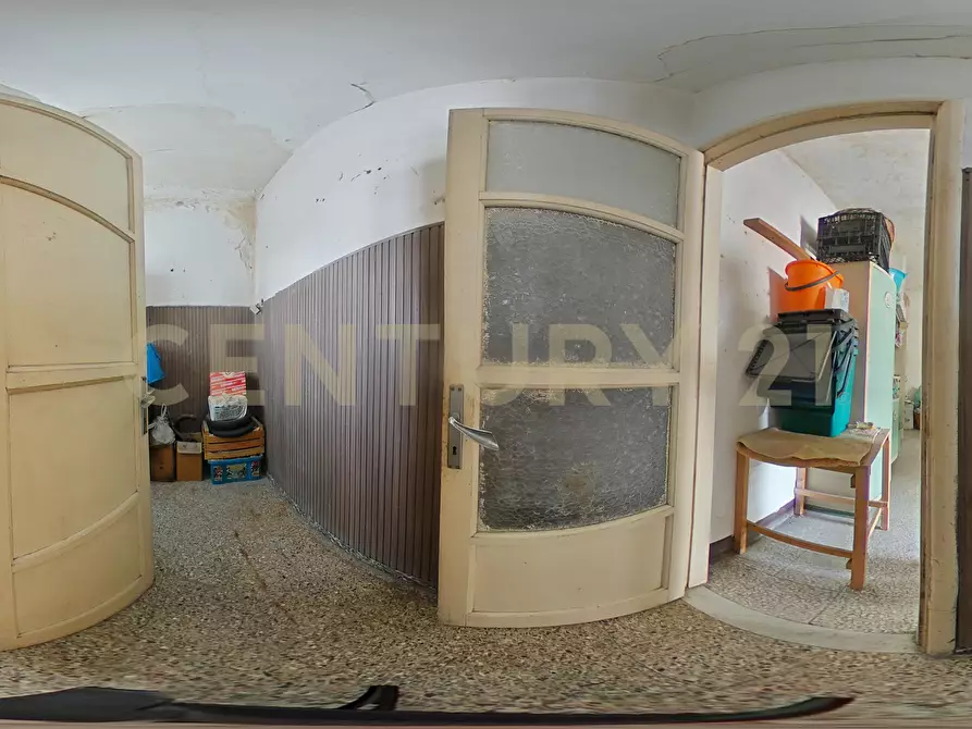 Immagine 56 di Bilocale in vendita  in Via Mirko 12 a Catania