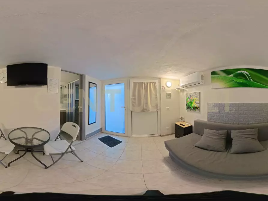 Immagine 26 di Trilocale in vendita  in Via Livorno 87 a Aci Castello