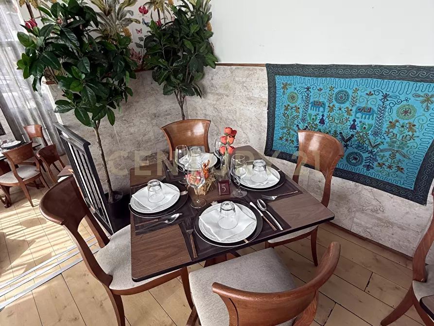 Immagine 36 di Bar / Ristorante in vendita  in Piazza Papa Giovanni XXIII 1 a Catania