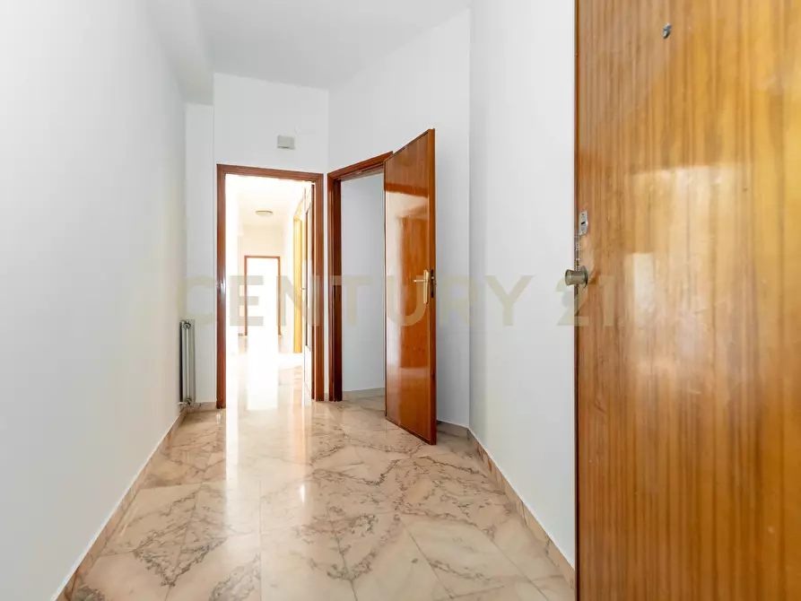 Immagine 7 di Pentalocale in affitto  in Viale Lorenzo Bolano 45 a Catania