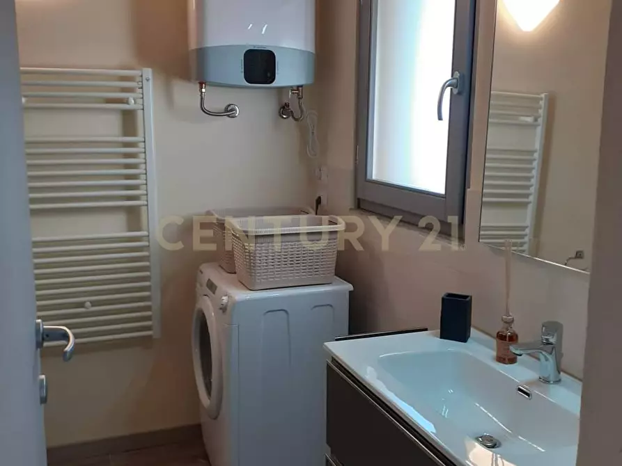 Immagine 34 di Loft/Open space in vendita  in via fonte antese snc a Radicofani