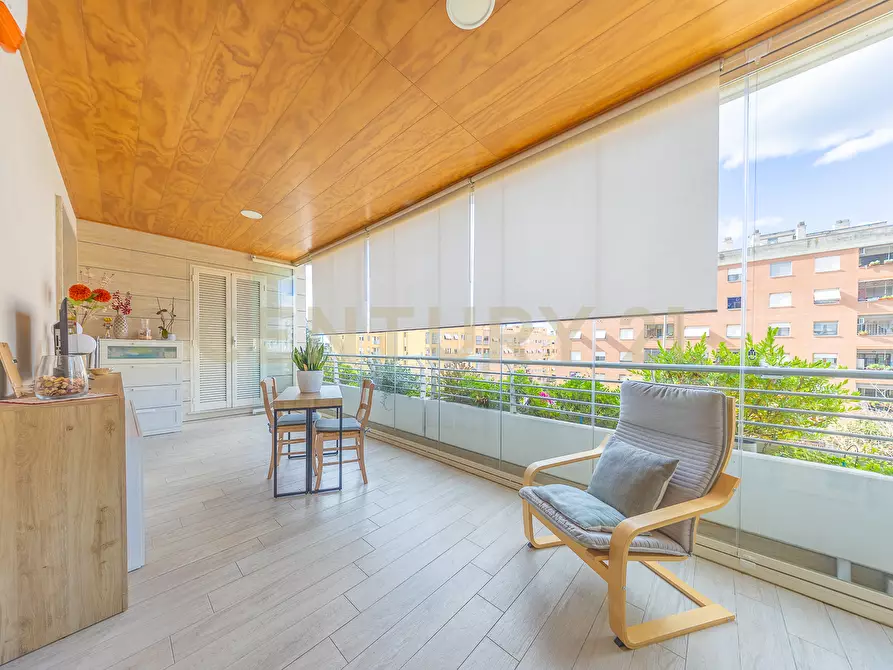 Immagine 3 di Bilocale in vendita  in Via Emanuela Loi 10 a Roma