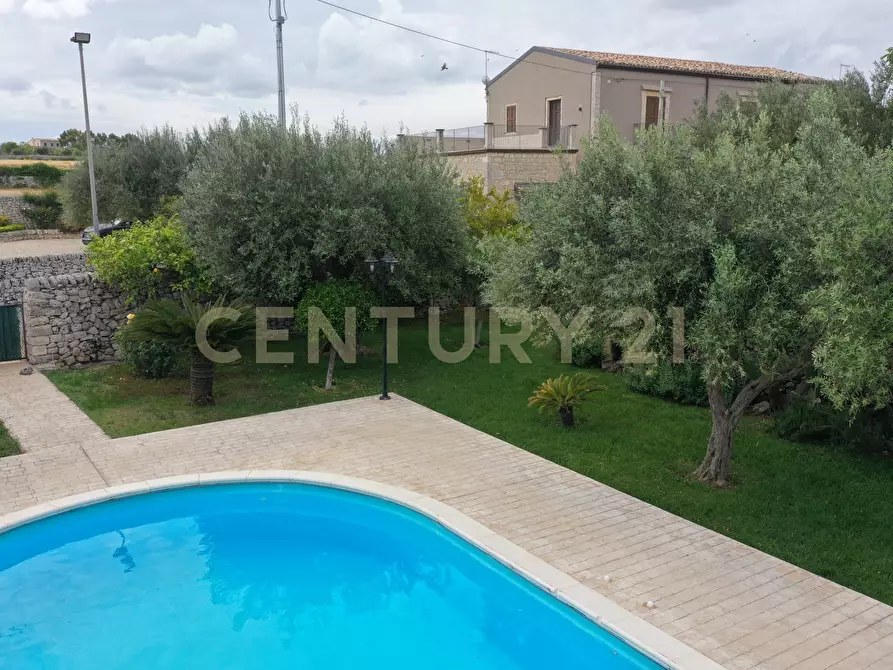 Immagine 7 di Villa in vendita  in Via Passo Parrino 19 a Modica