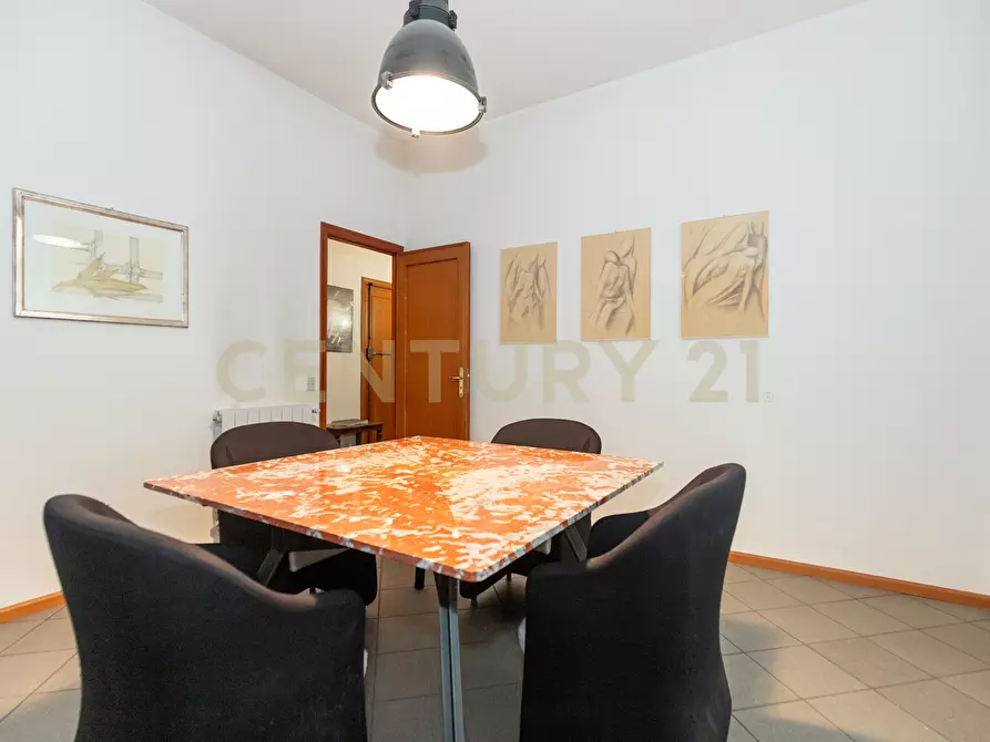 Immagine 13 di Ufficio in vendita  in Via Convento del Carmine 5 a Tremestieri Etneo