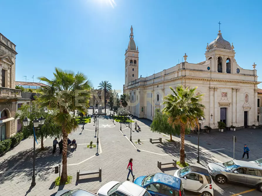 Immagine 8 di Locale commerciale in vendita  in Via Antonio Gramsci 3434 a Fiumefreddo Di Sicilia