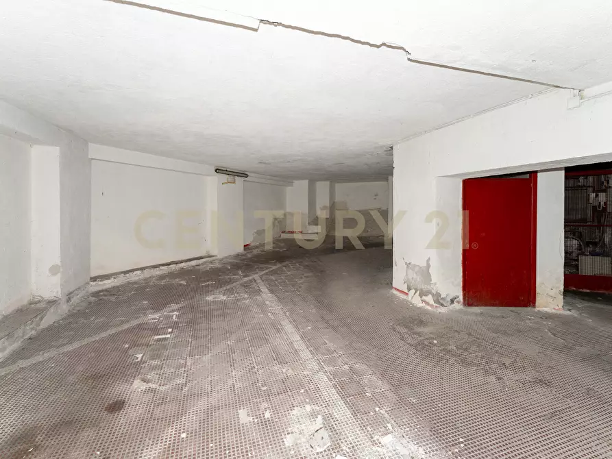 Immagine 30 di Garage in vendita  in Via Giacomo Leopardi 119 a Catania