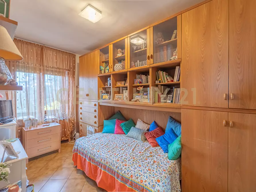 Immagine 12 di Attico in vendita  in Via di Torre Morena 100 a Roma