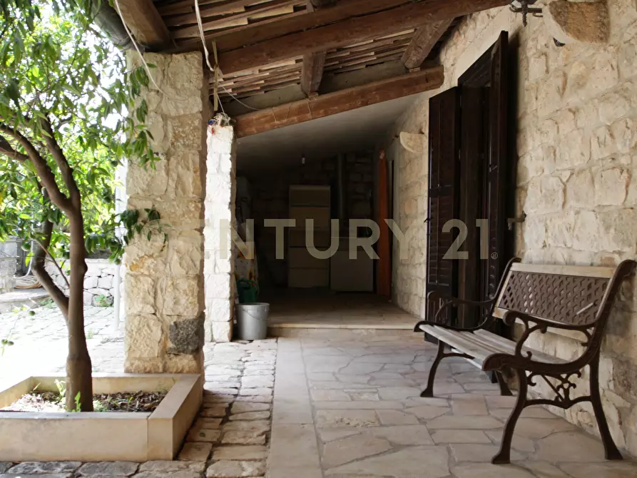 Immagine 3 di Villa in vendita  in Ctr. Pirato Cava Maria 37 a Modica