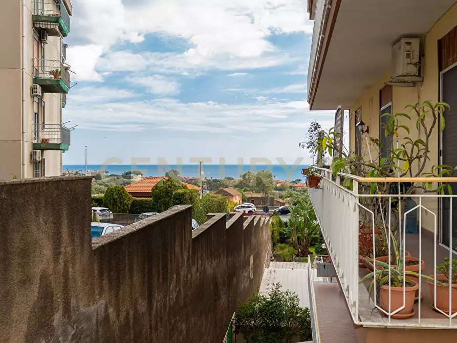 Immagine 40 di Quadrilocale in vendita  in Via Nizzeti 60 a Catania