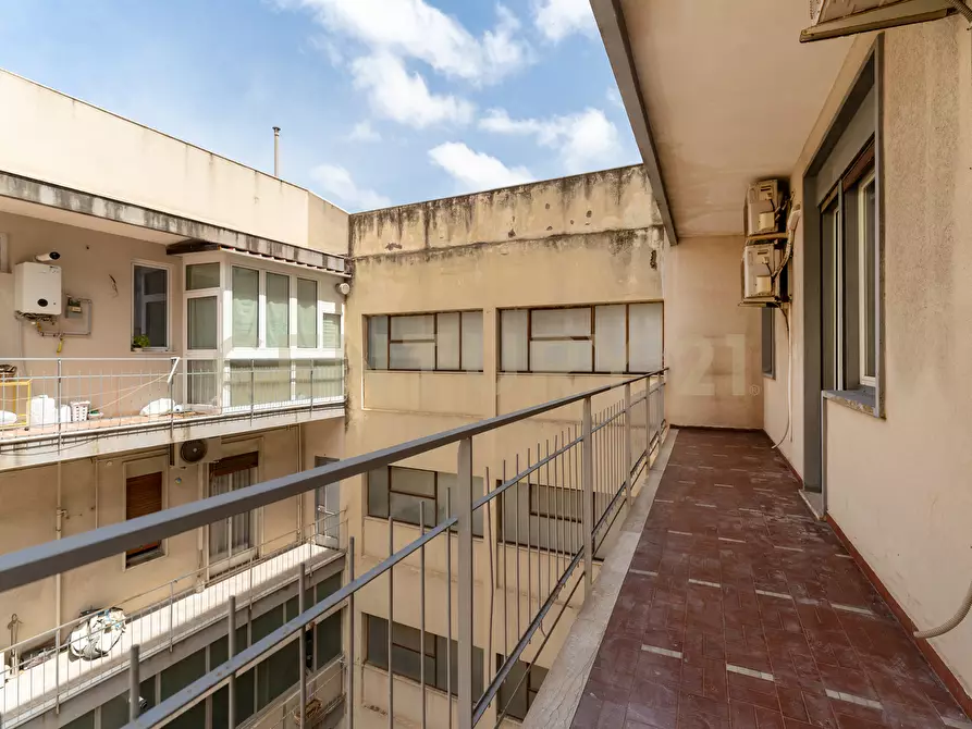 Immagine 29 di Quadrilocale in vendita  in Via Gabriele D'Annunzio 125 a Catania