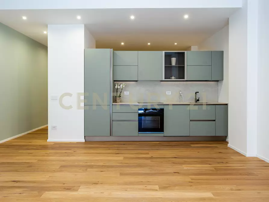 Immagine 1 di Loft/Open space in vendita  in Via dell'Olmata 30 a Roma