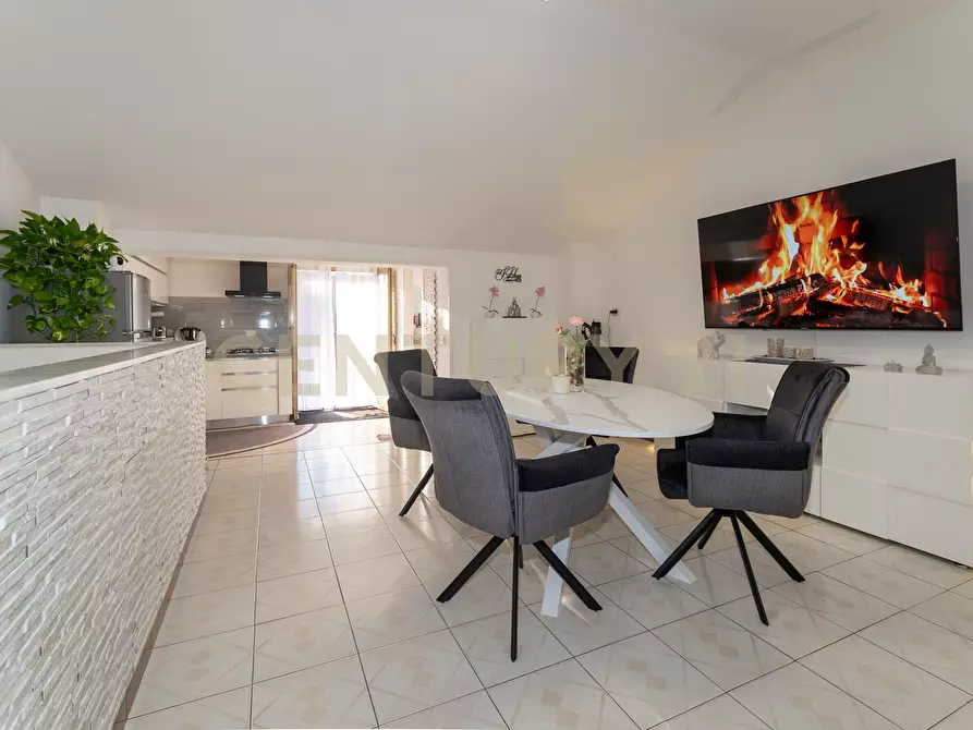 Immagine 30 di Porzione di casa in vendita  in Via XXXI Maggio 34 a Catania