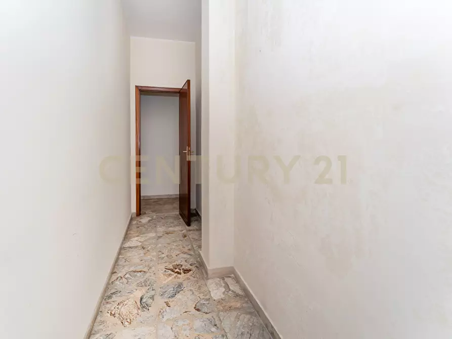 Immagine 32 di Trilocale in vendita  in Via Novaluce 48 a Tremestieri Etneo