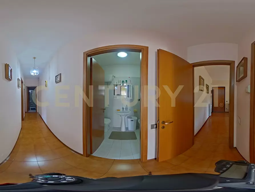 Immagine 33 di Trilocale in vendita  in Via Belforte del Chienti 25 a Roma