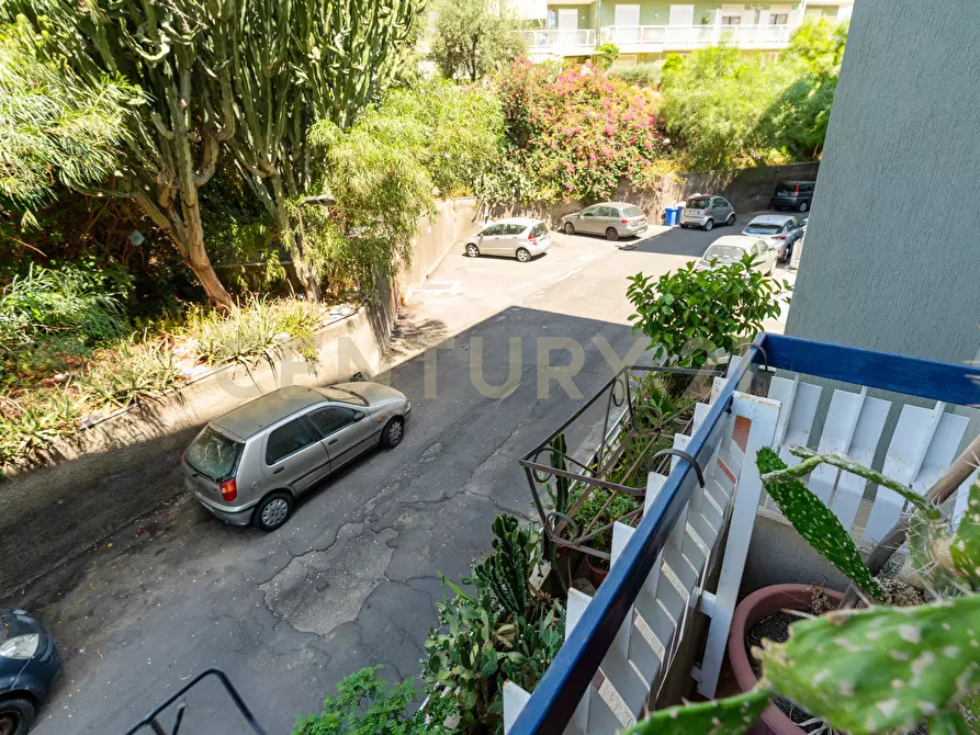 Immagine 42 di Pentalocale in vendita  in Via Cristoforo Colombo 1 a San Gregorio Di Catania