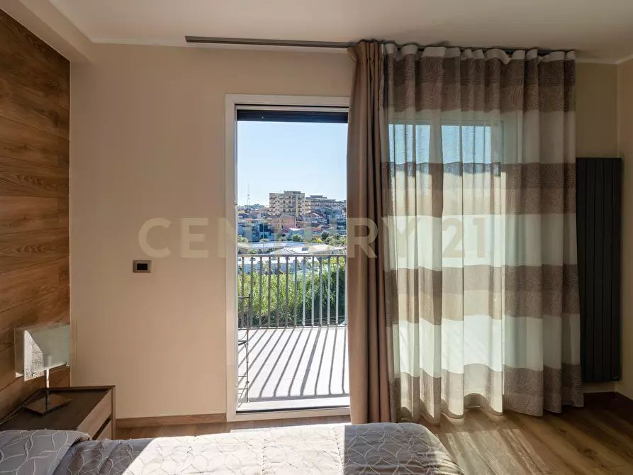 Immagine 7 di Pentalocale in vendita  in Via Lo Jacono Francesco 53 a Sant'agata Li Battiati