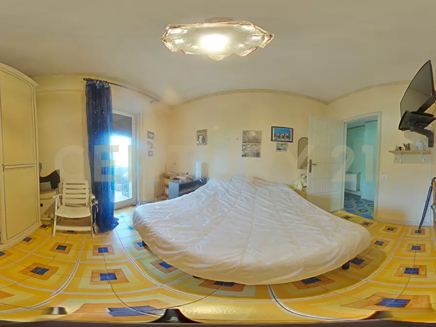 Immagine 38 di Pentalocale in vendita  in Via Madonna delle Lacrime 64 a Catania