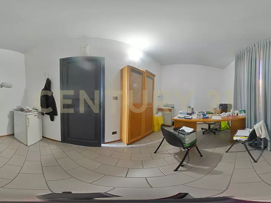 Immagine 66 di Ufficio in vendita  in Stradale Cravone 3 a Catania