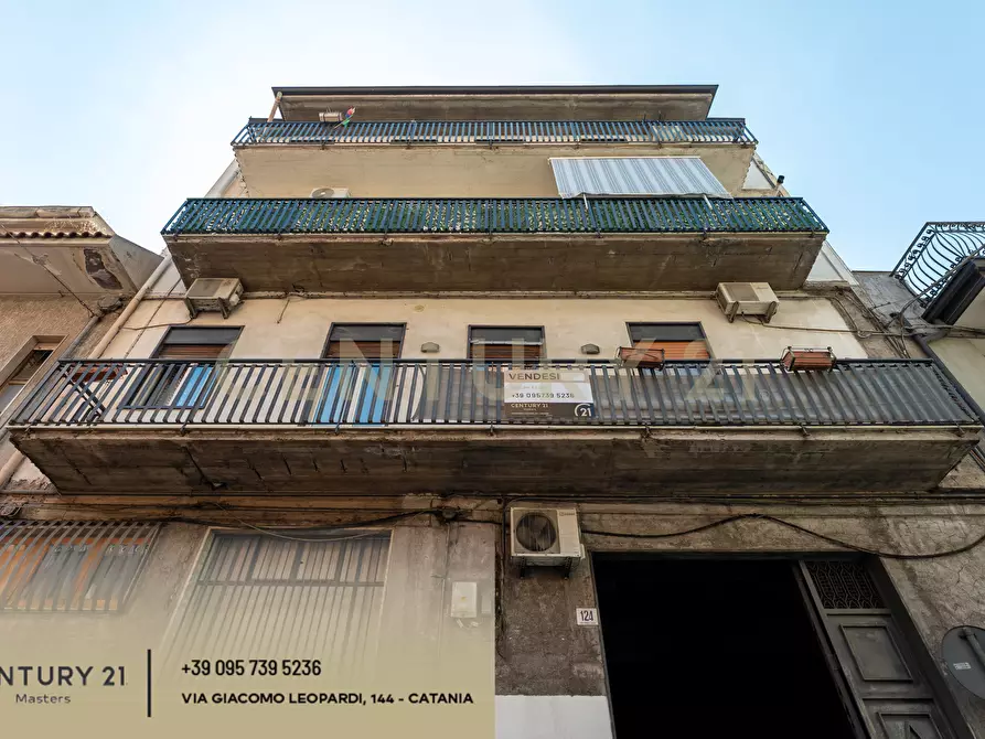 Immagine 4 di Pentalocale in vendita  in Via Isole Eolie 126 a Paterno'