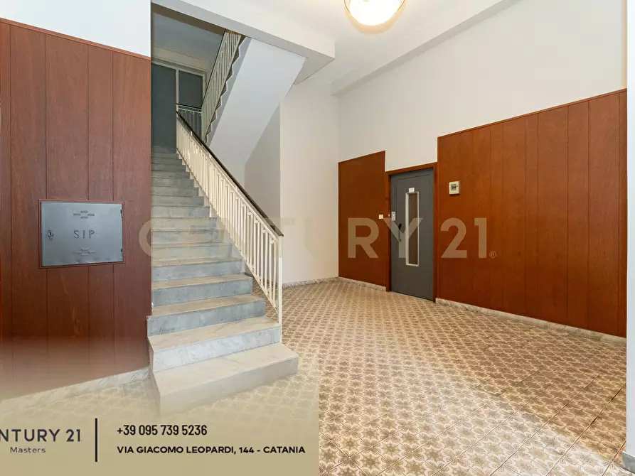 Immagine 8 di Trilocale in vendita  in Via Caduti del Lavoro 2 a Gravina Di Catania