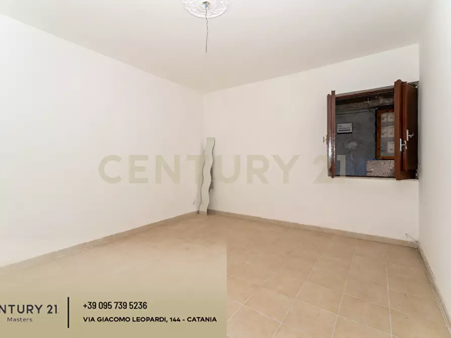 Immagine 75 di Quadrilocale in vendita  in Stradale Cravone 105 a Catania