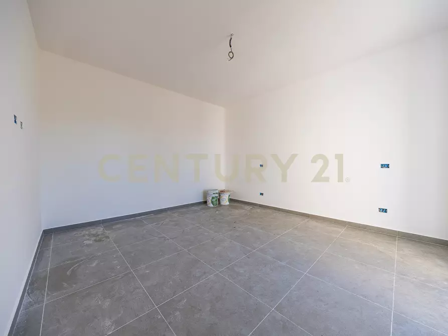 Immagine 15 di Casa trifamiliare in vendita  in Via Basento 4 a Aprilia