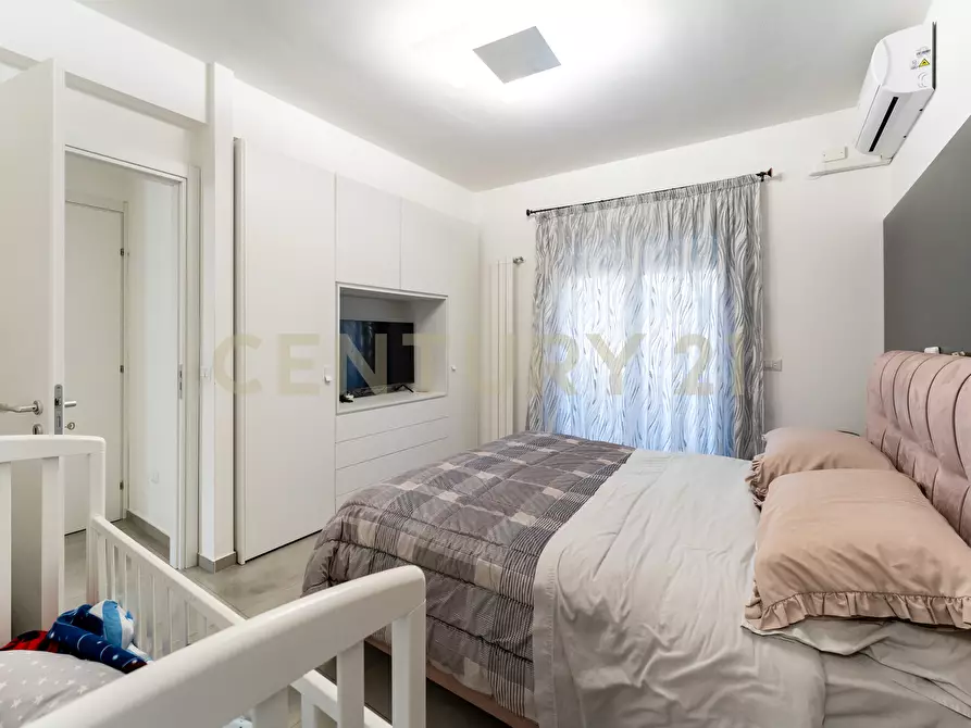 Immagine 32 di Quadrilocale in vendita  in Vicolo  Aurora 8 a Tremestieri Etneo