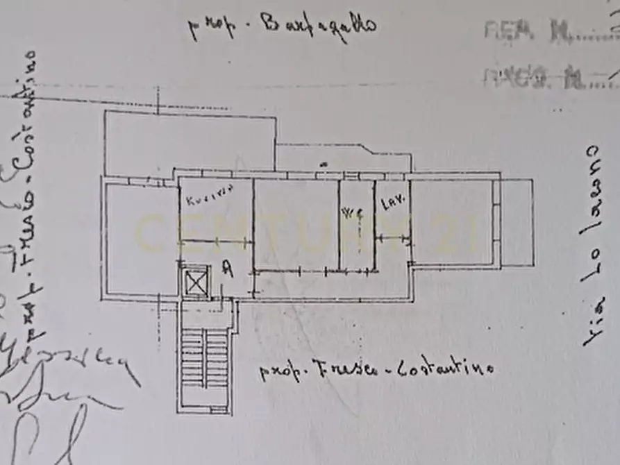 Immagine 50 di Trilocale in vendita  in Via Lo Jacono Francesco 19 a Sant'agata Li Battiati