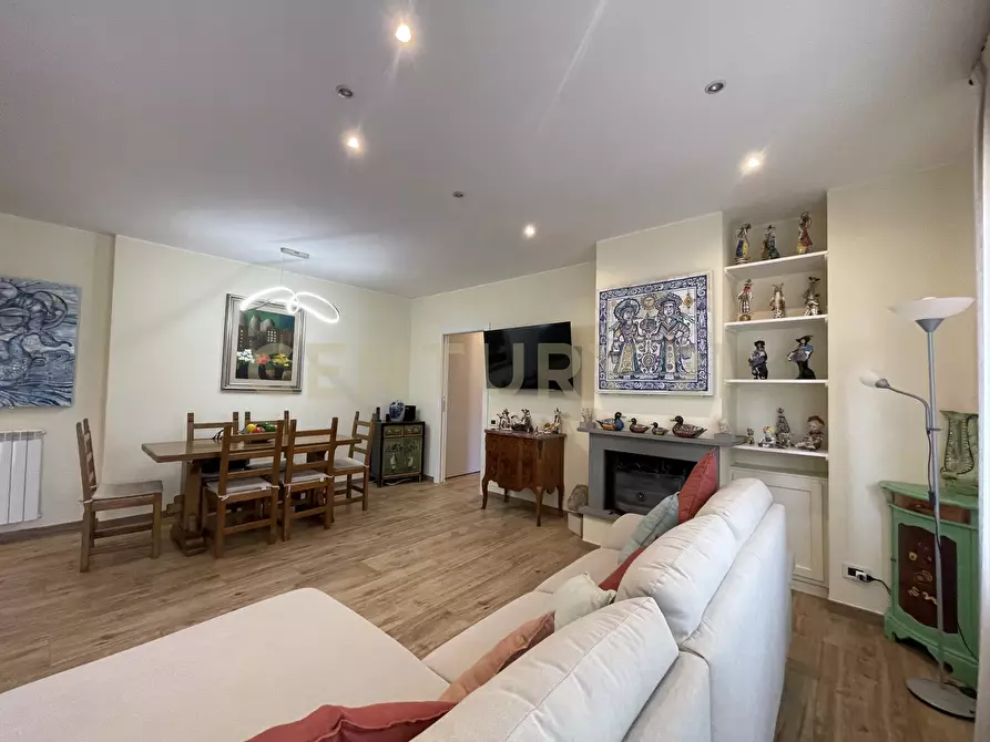 Immagine 9 di Trilocale in vendita  in Via Donatori del Sangue a Orbetello