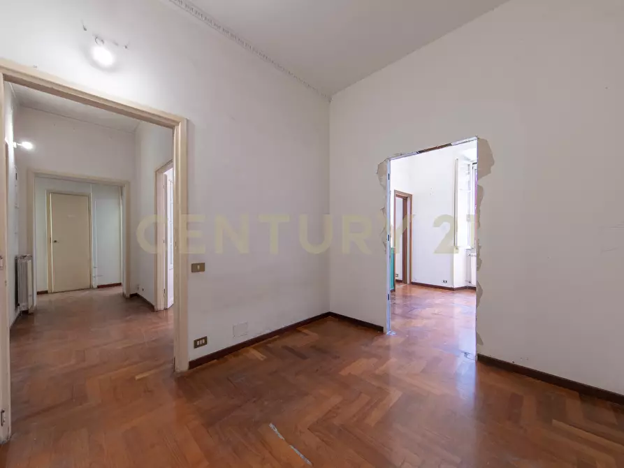 Immagine 16 di Quadrilocale in vendita  in Via Plinio 22 a Roma